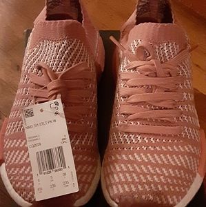 NEW Womens Adidas NMD size 6.5